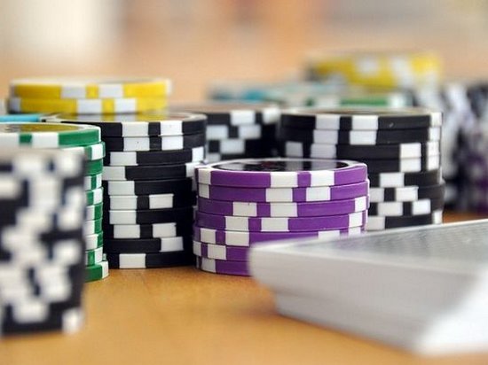 Искусственный интеллект выиграл в покер почти $2 млн благодаря необычной стратегии