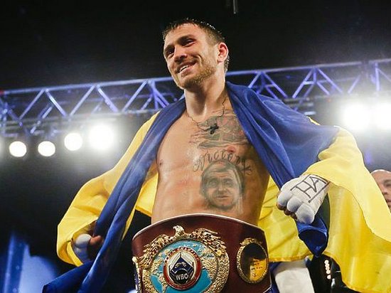 Украинца Ломаченко назвали лучшим боксером года