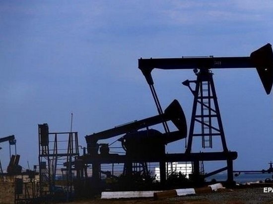 В Венесуэле прекратили работу 80% нефтяных заводов