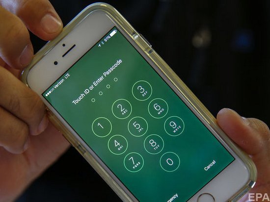 Apple извинилась перед клиентами за замедление iPhone