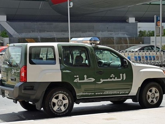 Полиция Дубая оштрафовала водителя за трансляцию в Instagram прямо в комментариях
