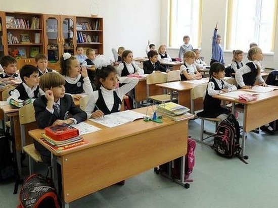В Латвии одобрили перевод всех школ на государственный язык