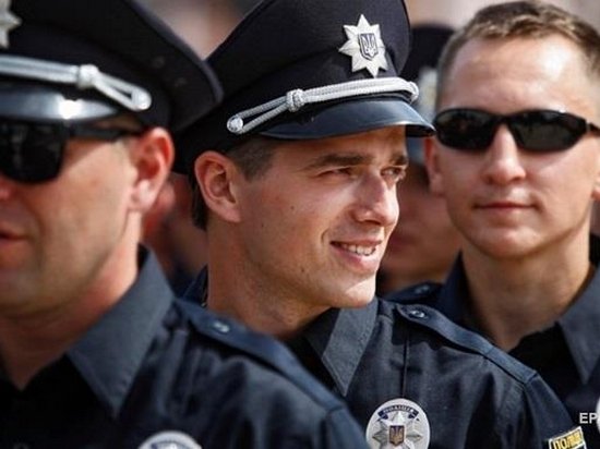 На украинских дорогах резко увеличится количество патрульных