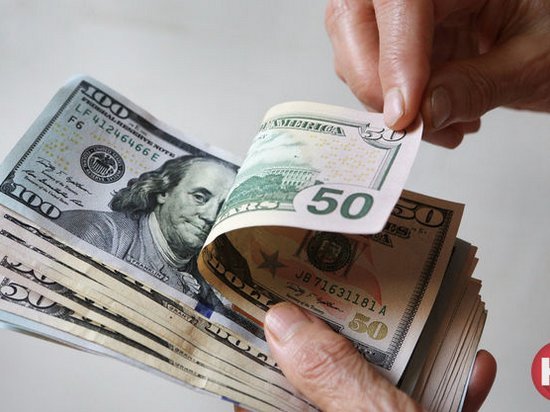 Нацбанк облегчил бизнесу условия продажи валюты