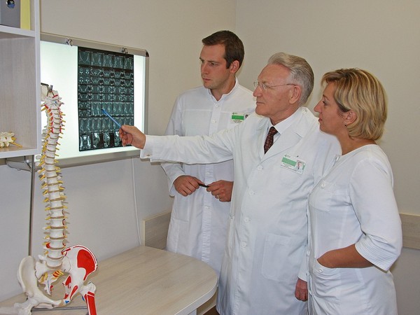 «Медицинский центр Берсенева» — эффективное лечение заболеваний нервной системы и опорно-двигательного аппарата