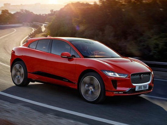 Jaguar показала конкурента Tesla Model X