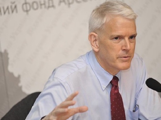 Экс-послы США назвали важные реформы для Украины