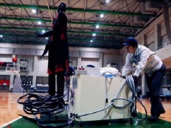 Toyota создала робота-баскетболиста, который «играет» лучше людей (видео)