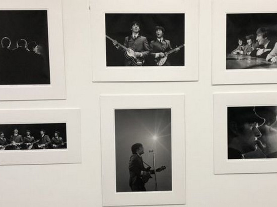 На аукционе продали фото ранних гастролей The Beatles за 250 тысяч фунтов