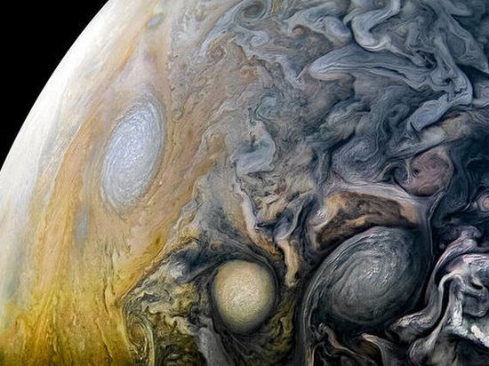 NASA опубликовало новый необычный снимок Юпитера