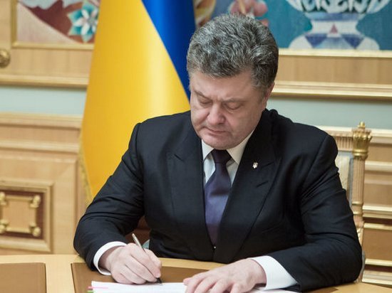 Петр Порошенко подписал закон о легализации самостроев
