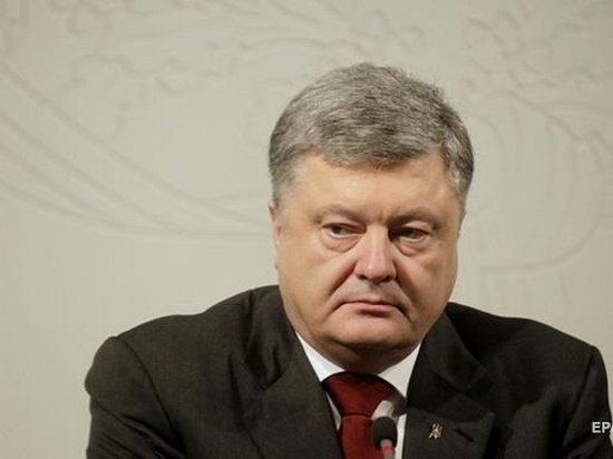 Петр Порошенко стал лидером антирейтинга политиков