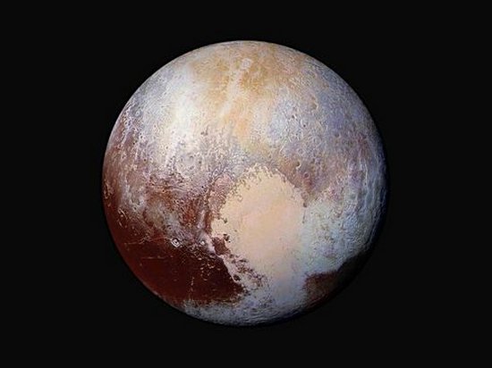Астрономы призвали вернуть Плутону статус планеты