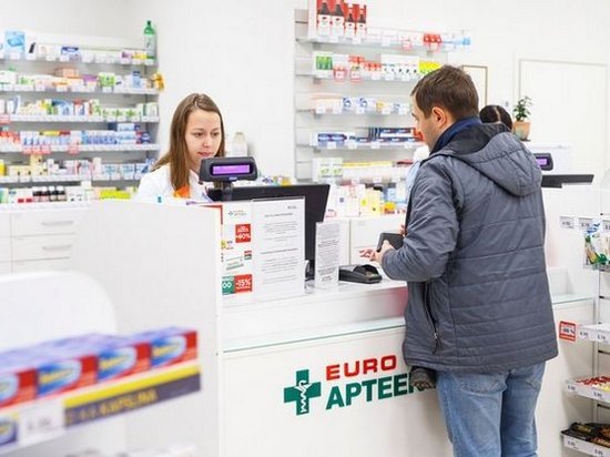 Крупнейший литовский ритейлер решил закрыть в Украине сеть аптек
