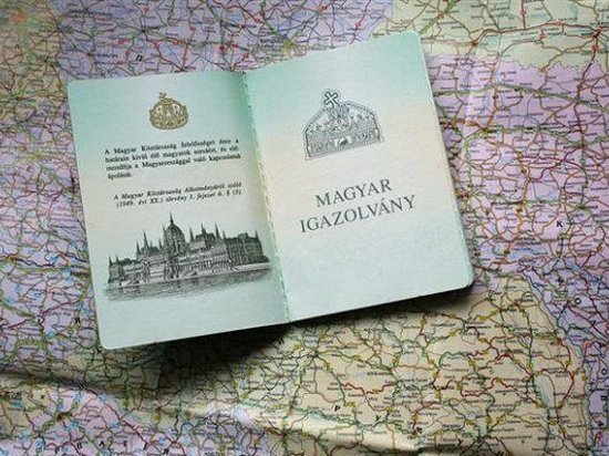 Мошенничество с венгерскими паспортами позволило иностранцам незаконно прибывать в США