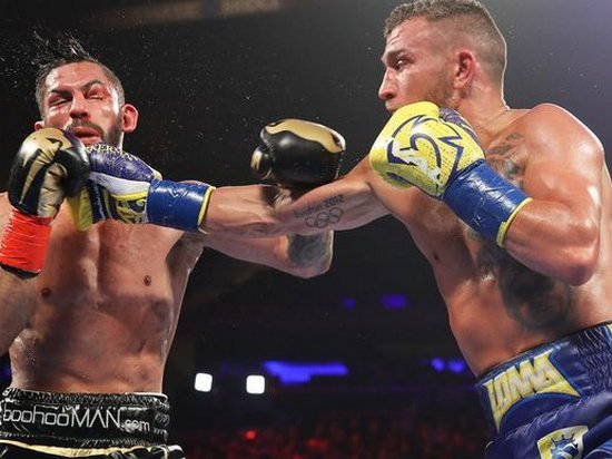 Украинец Ломаченко нокаутом победил Линареса и переписал историю бокса
