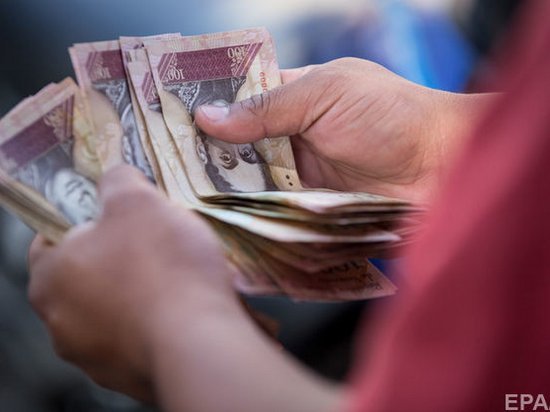 Гиперинфляция в Венесуэле превысила 24000%