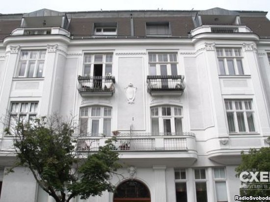 У соратника Януковича нашли почти 100 объектов элитной недвижимости — Схемы