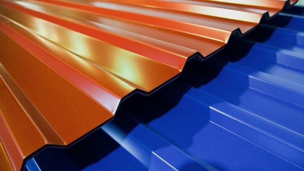 окрашенный профнастил