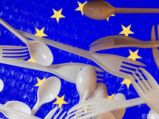 Европарламент решил отказаться от пластиковой посуды