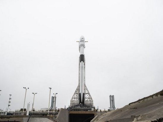 SpaceX не смогла поймать обтекатель ракеты Falcon 9