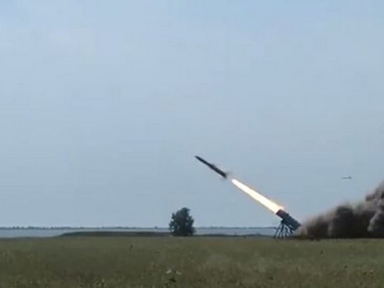Опубликовано видео испытаний новейшей украинской крылатой ракеты