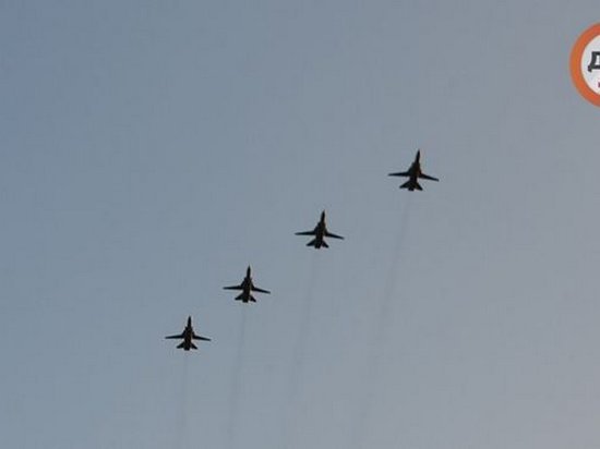 В небе над Киевом прошла репетиция авиации ко Дню Независимости