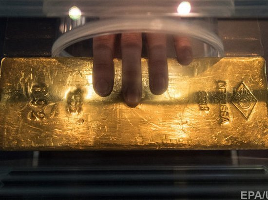 РФ рекордно увеличила покупку золота в ожидании новых санкций — Bloomberg