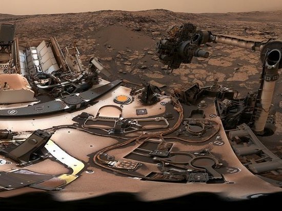 NASA показало панораму Марса во время пыльной бури