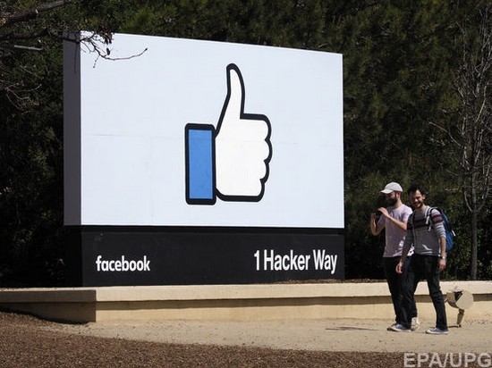 Фейсбук готовится запустить собственное смарт-устройство