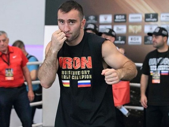Российский боксер заявил о желании провести реванш с Усиком