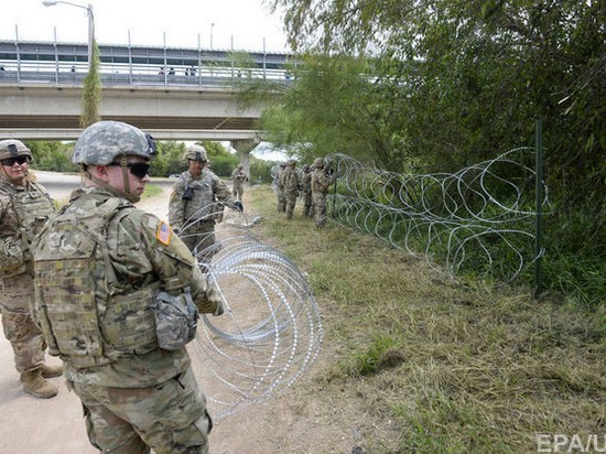 СМИ назвали стоимость размещения войск на границе Мексики и США