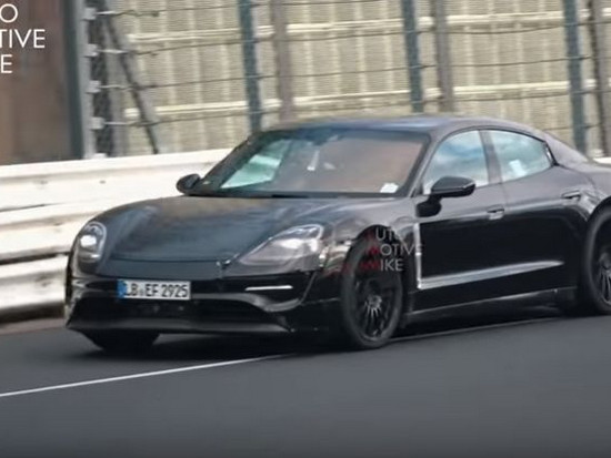 Porsche вывела на тесты электрокар Taycan