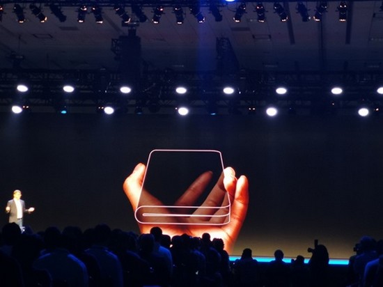 «Смартфон будущего» от Samsung: названа вероятная цена