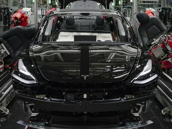 Tesla Model 3 выходит на европейский рынок