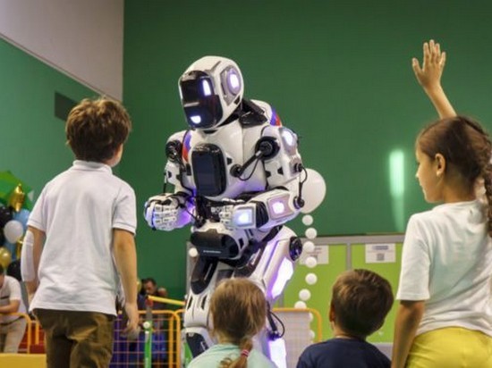 На телеканале «Россия 24» показали сюжет о фейковом роботе