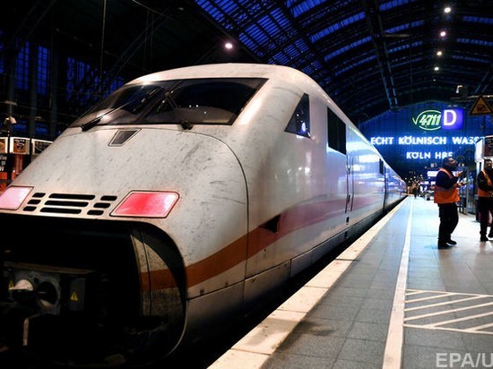 В Германии началась забастовка на железной дороге: остановились почти все поезда