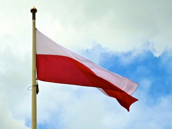 Польша отозвала своего посла из Украины