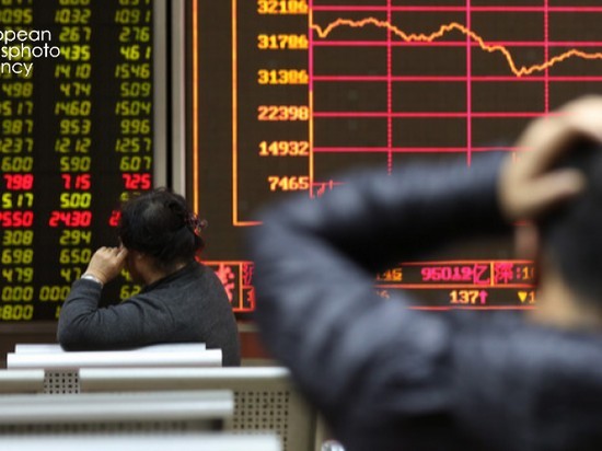 Худший в мире. Китайский рынок рекордно рухнул по итогам года