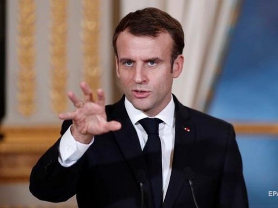 Президент Франции пригрозил «желтым жилетам» жестким ответом