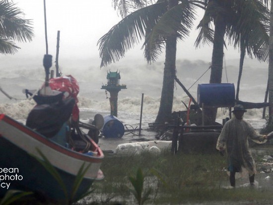 В Таиланде объявили о наивысшей готовности из-за приближающего тропического шторма