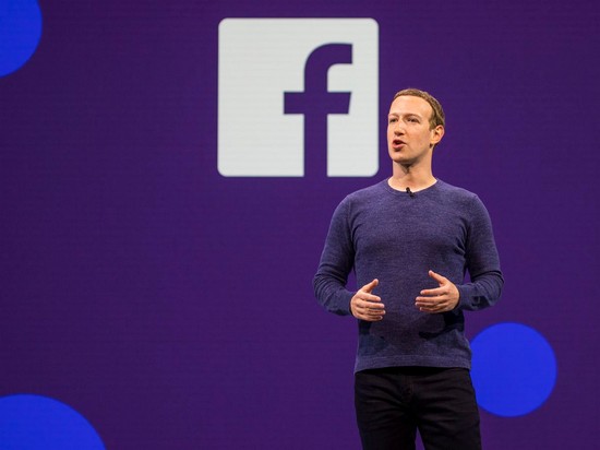 Цукерберг продал акции Facebook ради создания гаджета для чтения мыслей