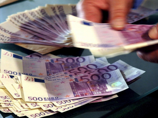 ЕС с января прекращает выпуск банкнот номиналом 500 евро