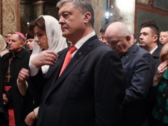 В Украине не будет государственной церкви — Порошенко
