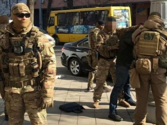 В Одесской области полицейский начальник крышевал контрабанду
