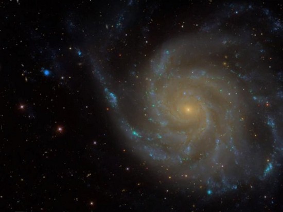 Ученые открыли 300 тысяч новых галактик [видео]