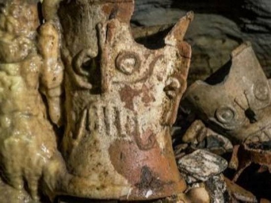 Археологи нашли множество артефактов майя возрастом около 1000 лет