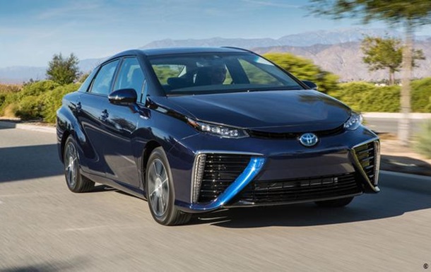 Toyota расширяет производство автомобилей с водородным двигателем