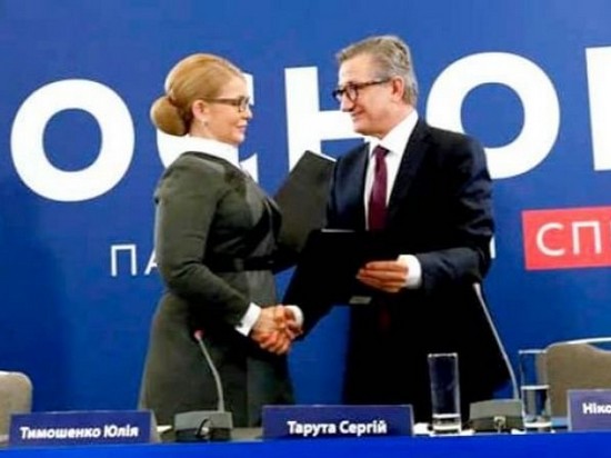 СМИ: Тимошенко может пойти на сотрудничество с рядом кандидатов в президенты
