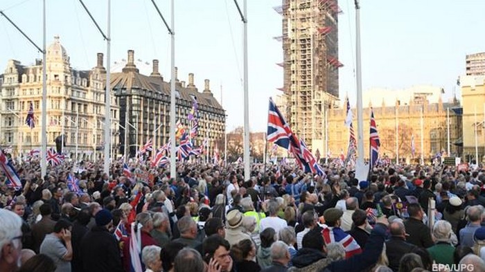 В Лондоне сторонники Brexit вышли на протест